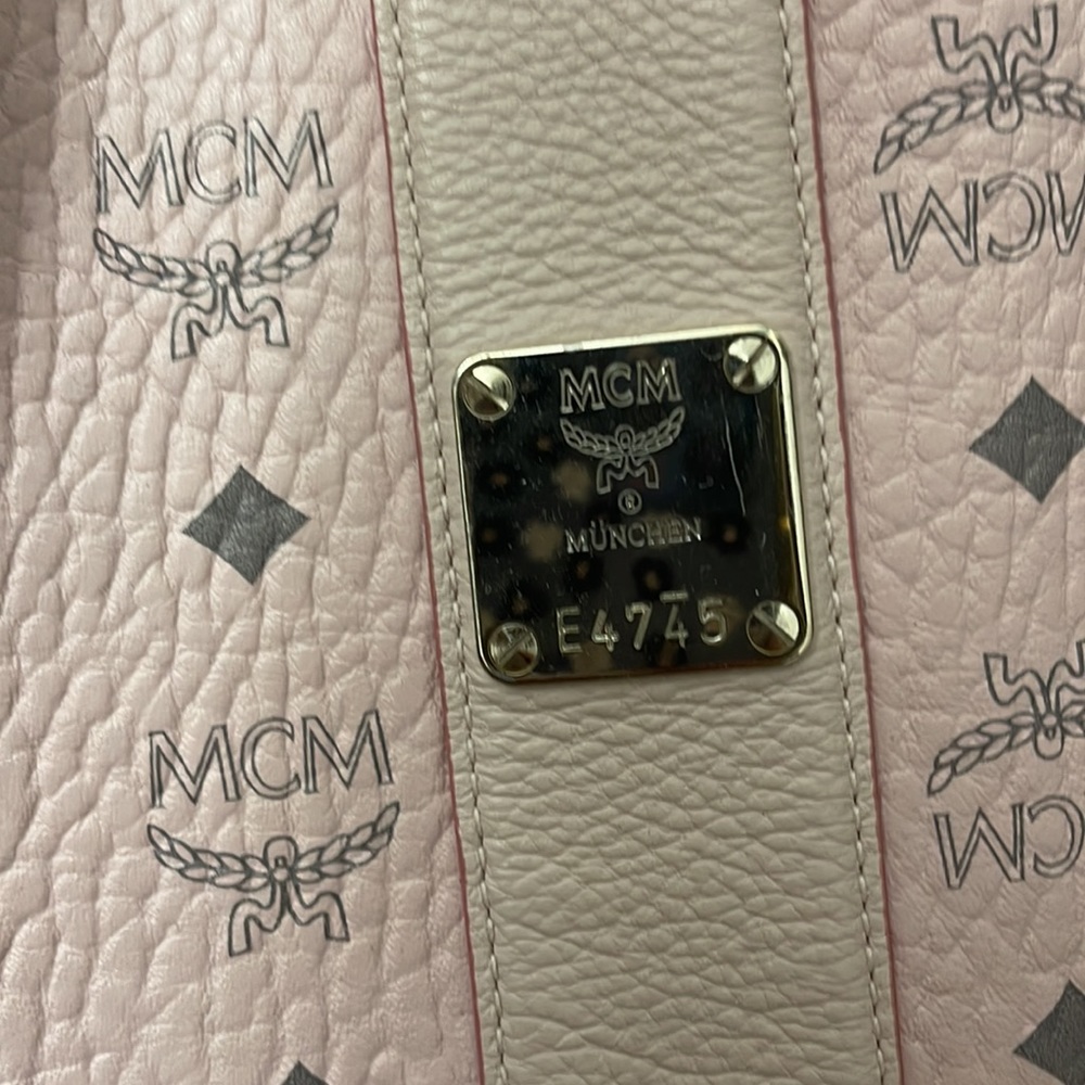 MCM Medium Liz Reversible Visetos Shopper - Picture 7 of 7